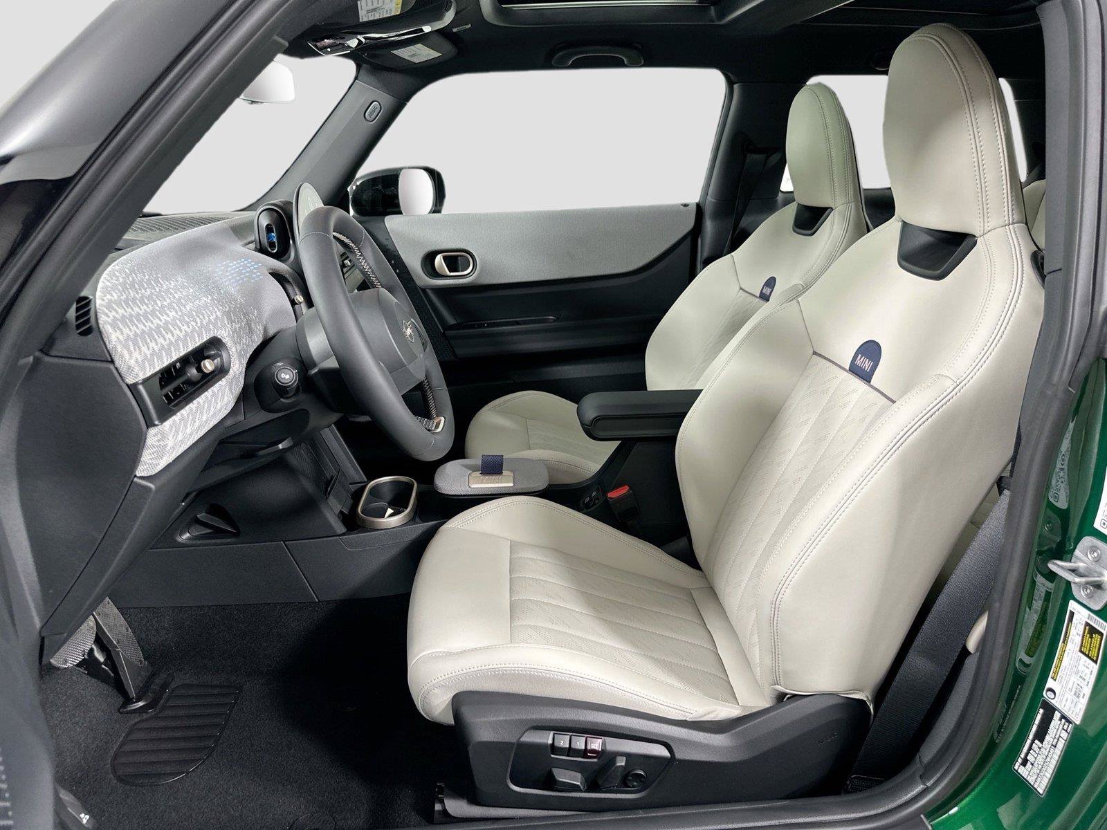 Used 2025 MINI Cooper S FWD image 18