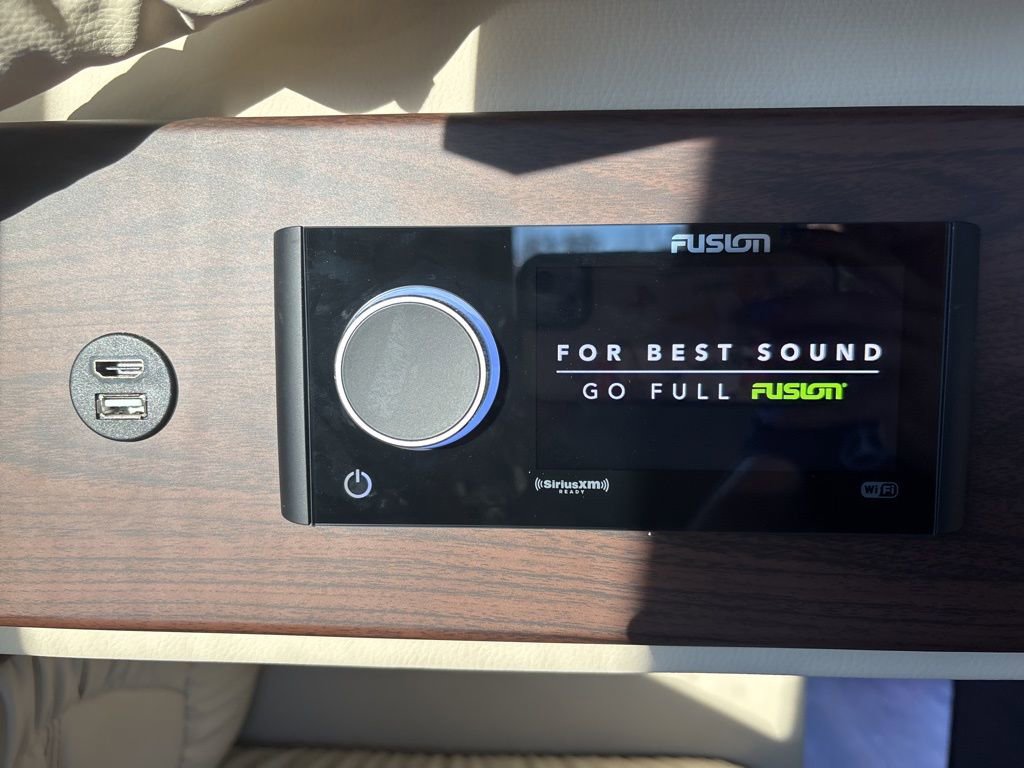 Used 2022 Mercedes-Benz Sprinter 2500 image 40