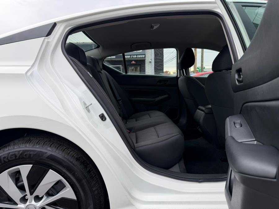 Used 2025 Nissan Altima 2.5 S image 23