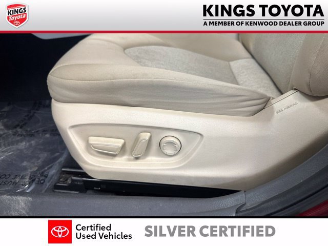 Certified 2018 Toyota Camry LE FWD image 13