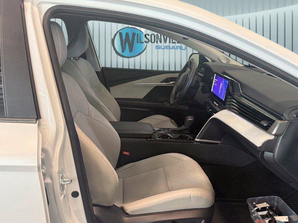 Used 2025 Toyota Camry XLE w/ Premium Package AWD/4WD image 6