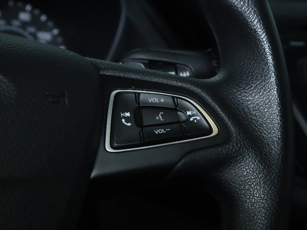 Used 2017 Ford Escape SE image 24