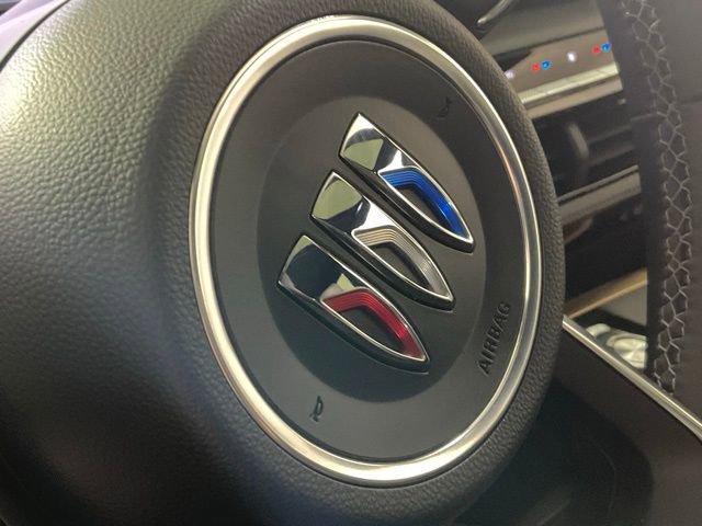 Used 2025 Buick Enclave Avenir w/ Super Cruise Package image 45