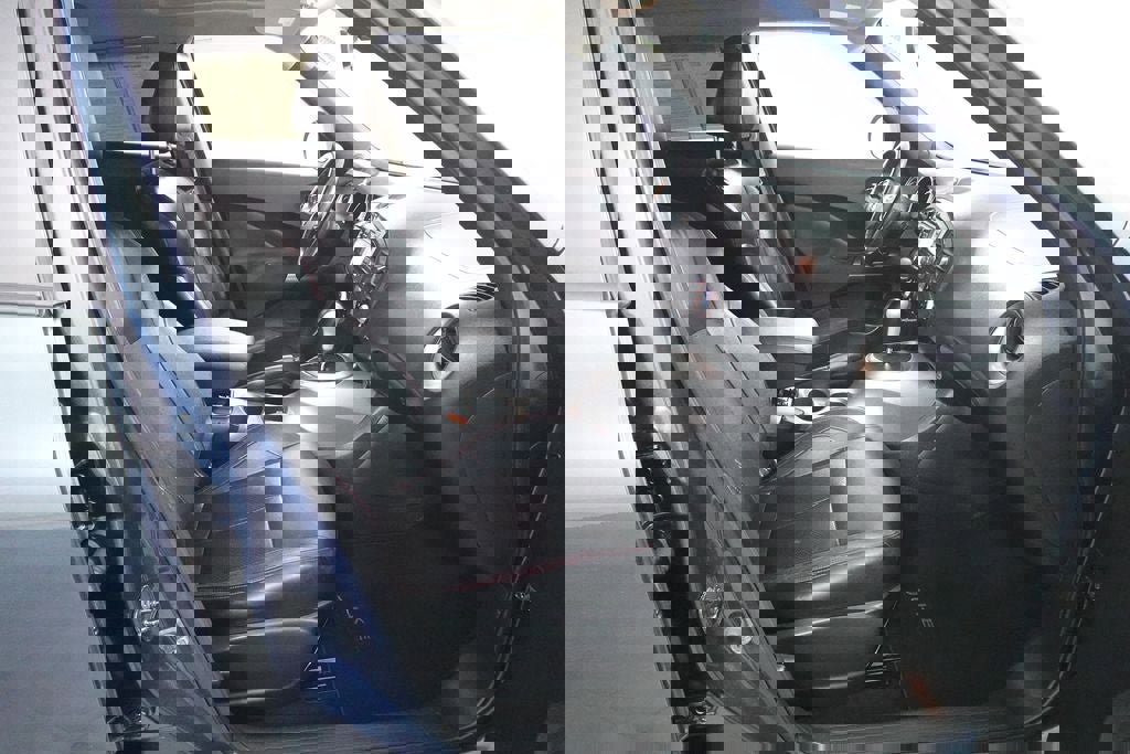 Used 2013 Nissan Juke SL image 31