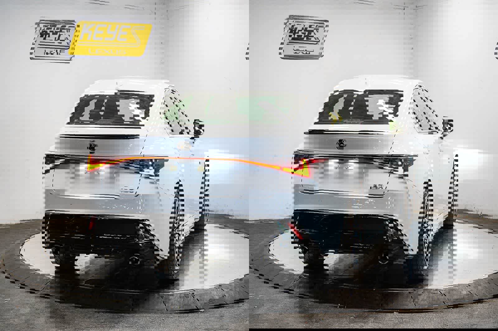 Used 2024 Lexus IS 350 F Sport w/ Accessory Package image 4