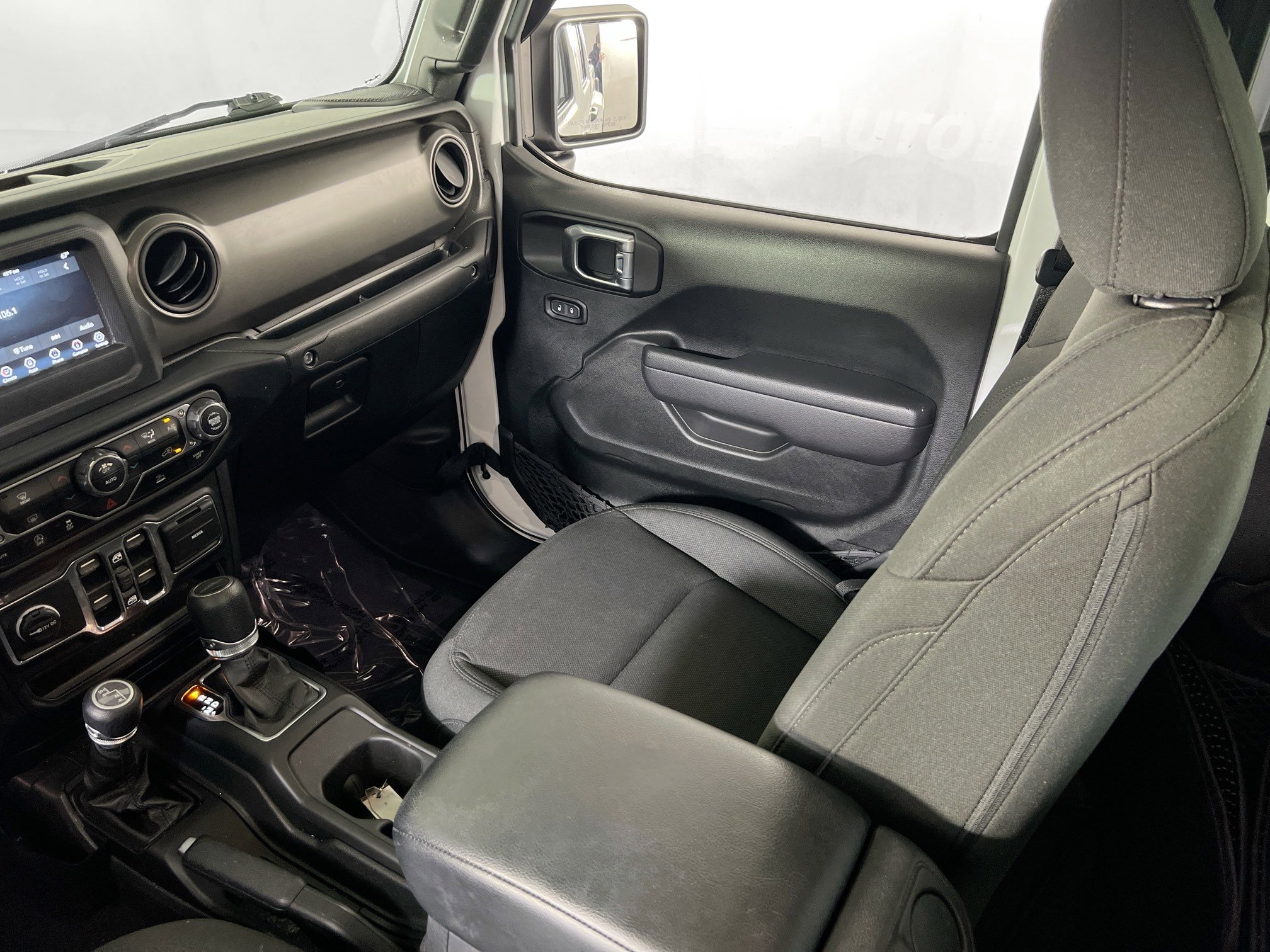 Used 2023 Jeep Gladiator Sport image 21