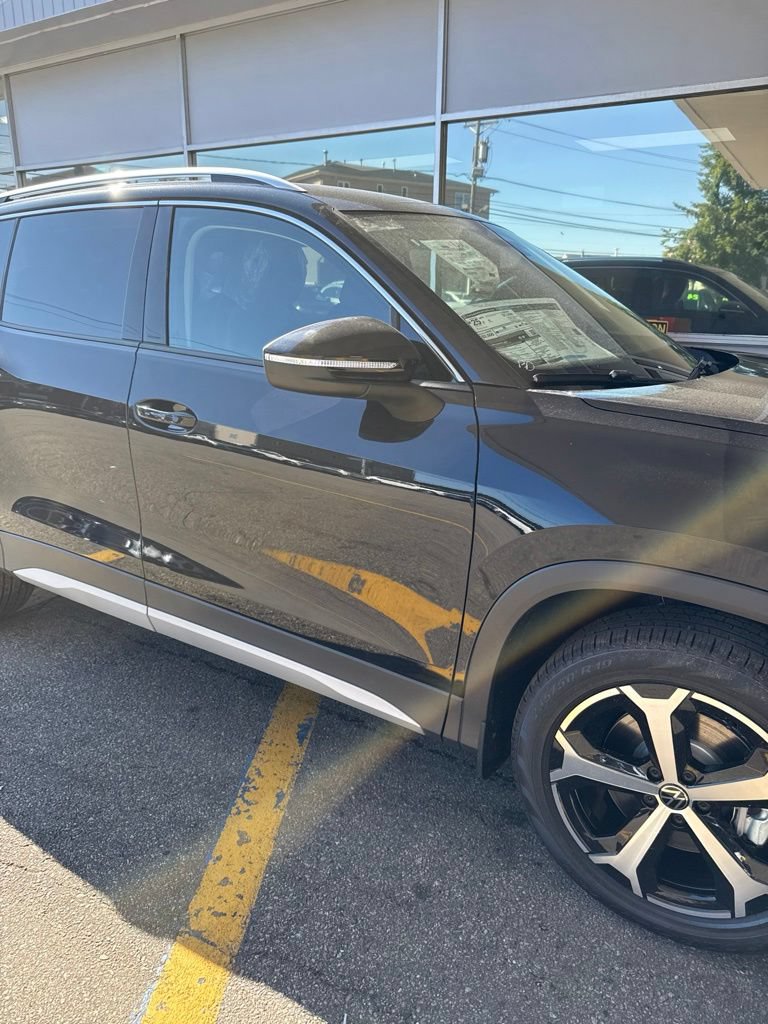 New 2026 Volkswagen Tiguan SE AWD/4WD image 7