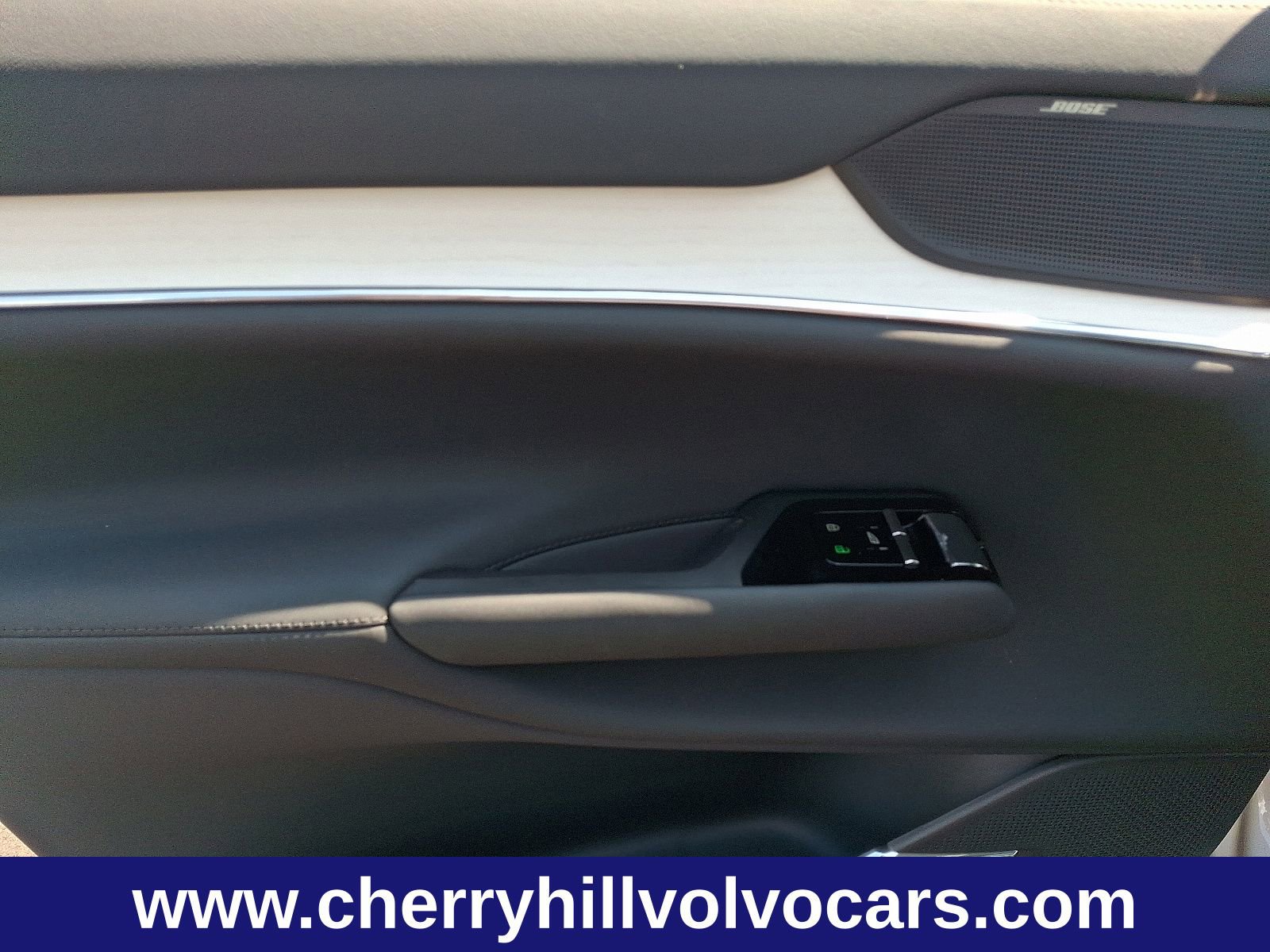 New 2025 Volvo EX90 Ultra image 13