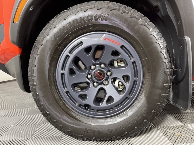 Used 2025 Nissan Frontier Pro-X w/ Pro Convenience Package image 13