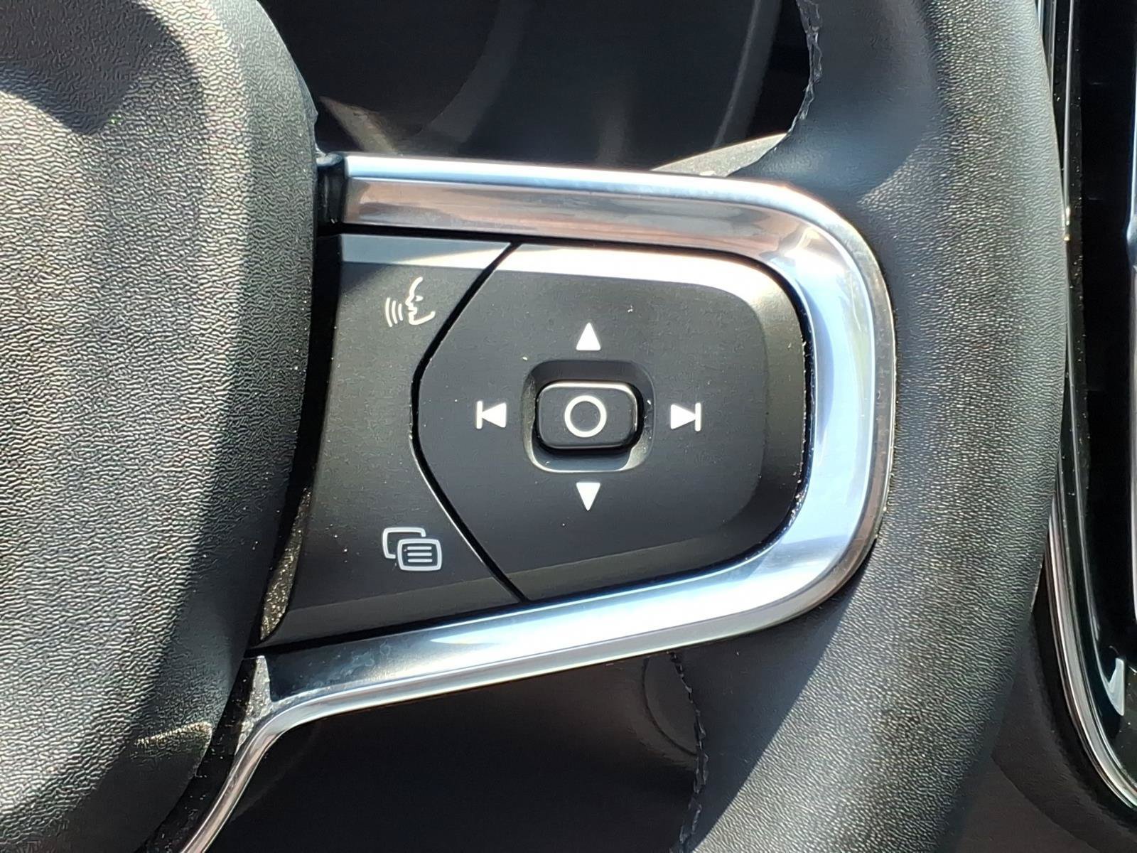 Certified 2023 Volvo C40 P8 Recharge Ultimate AWD/4WD image 21