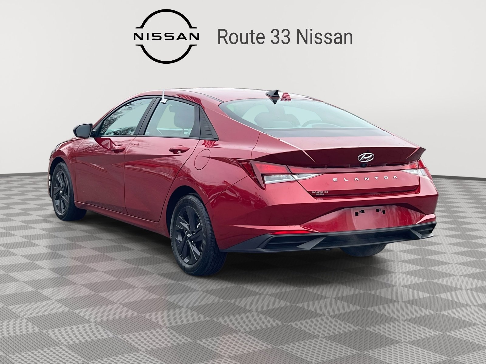 Used 2023 Hyundai Elantra SEL image 3