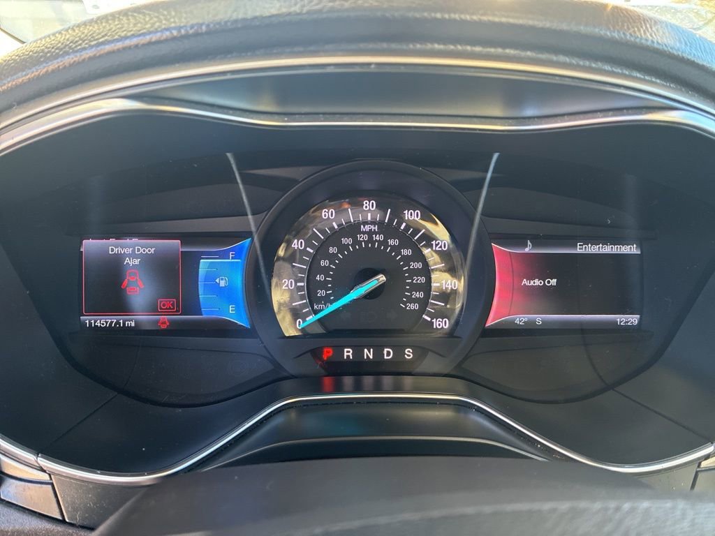 Used 2014 Ford Fusion SE w/ Equipment Group 202A image 14