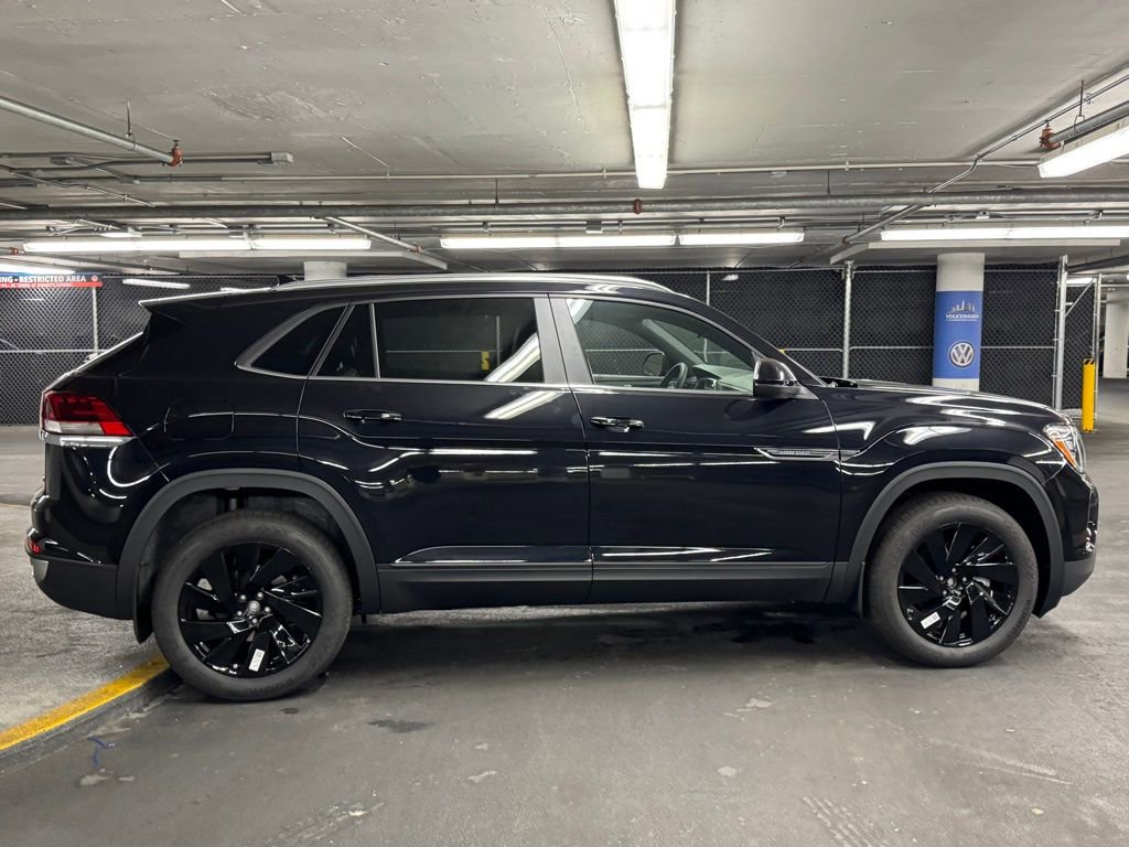 New 2026 Volkswagen Atlas Cross Sport SE image 37