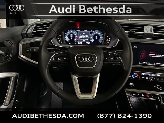 Used 2025 Audi Q3 2.0T Premium w/ Convenience Package image 16