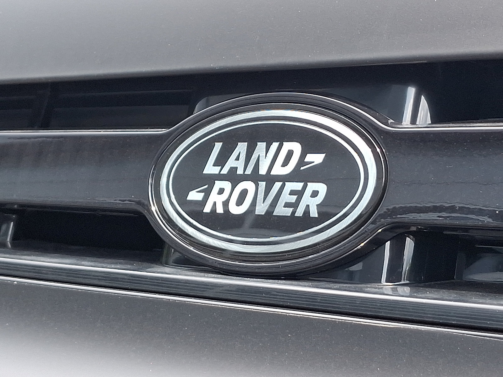New 2026 Land Rover Defender 110 X-Dynamic SE AWD/4WD image 20
