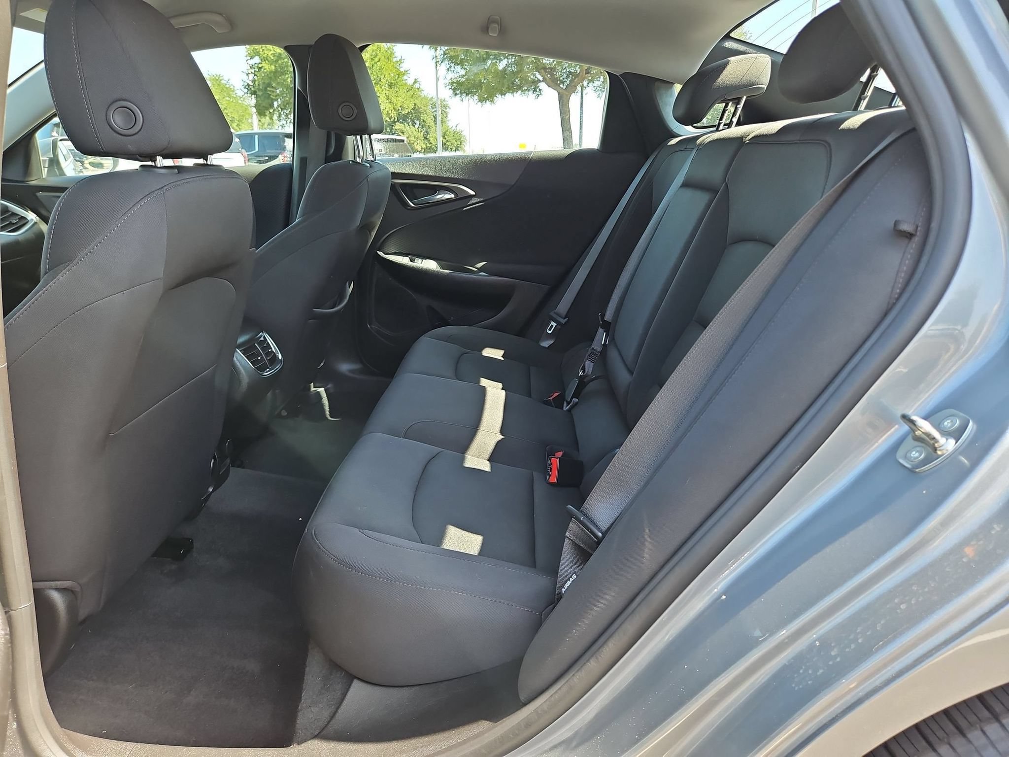 Used 2024 Chevrolet Malibu LT FWD image 14