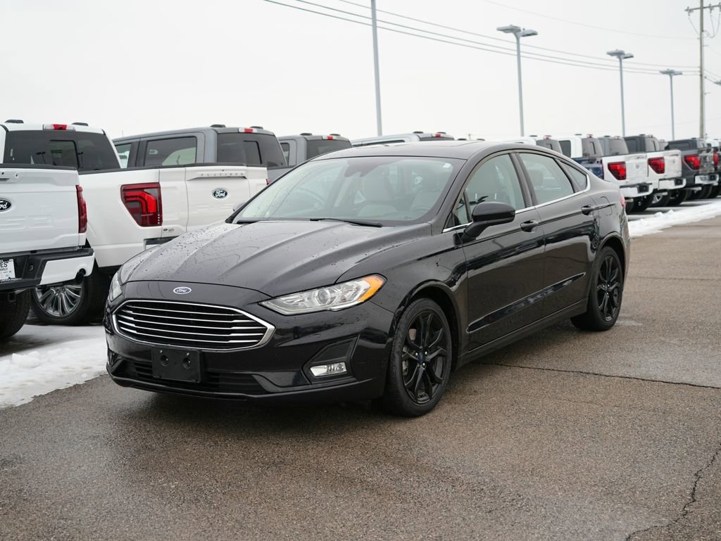 Used 2019 Ford Fusion SE w/ Equipment Group 151A image 9