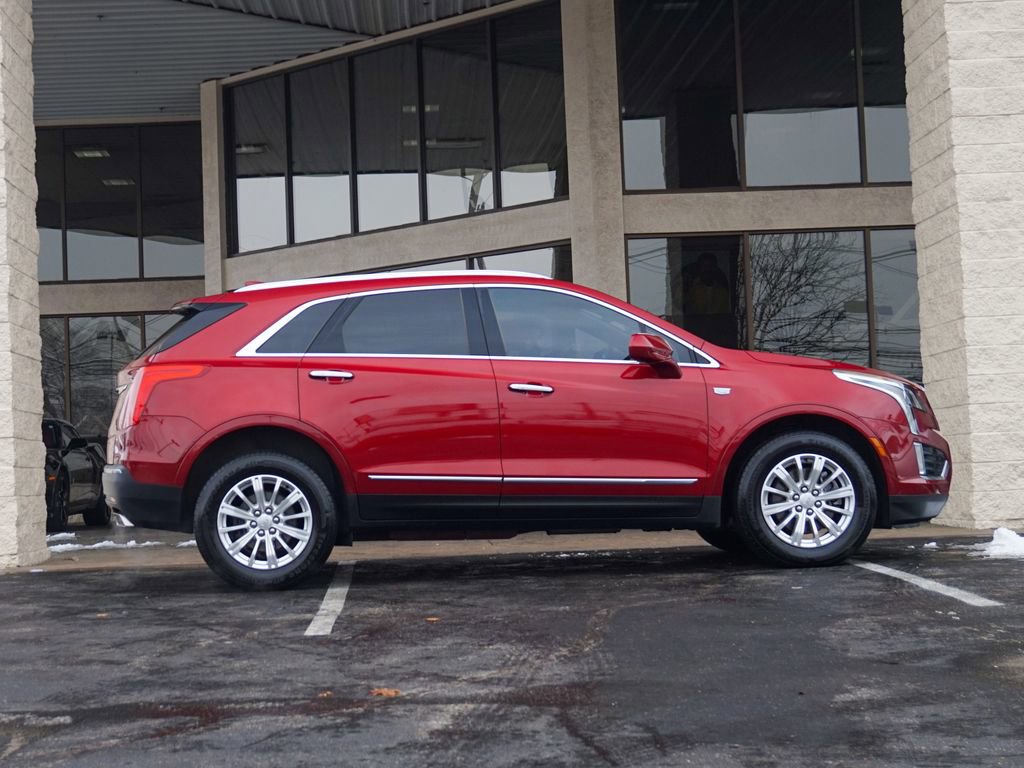 Used 2019 Cadillac XT5 FWD image 4