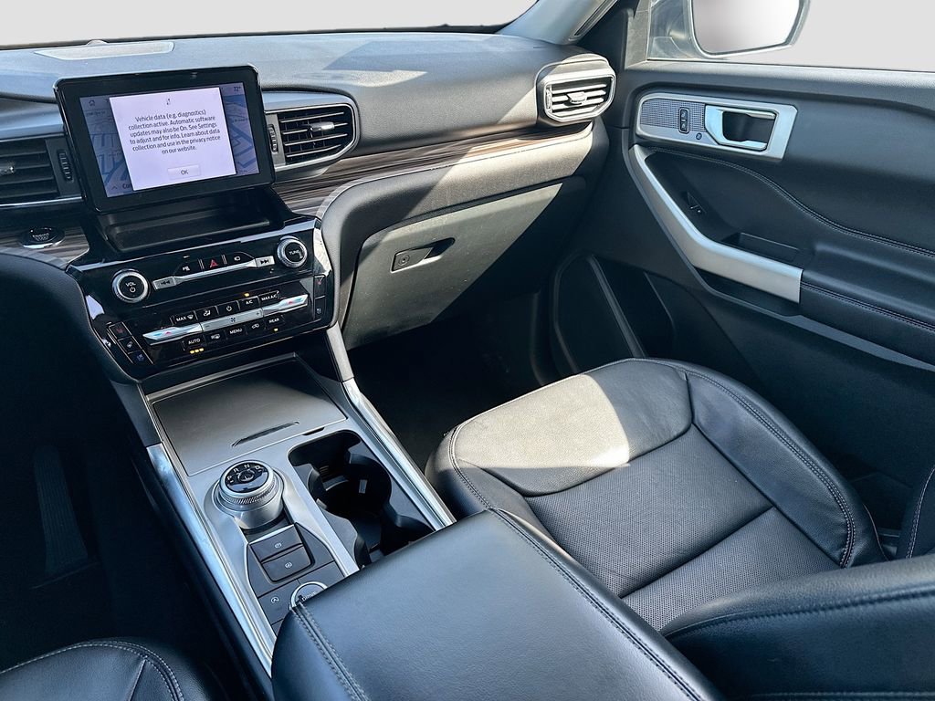 Used 2023 Ford Explorer Limited image 28