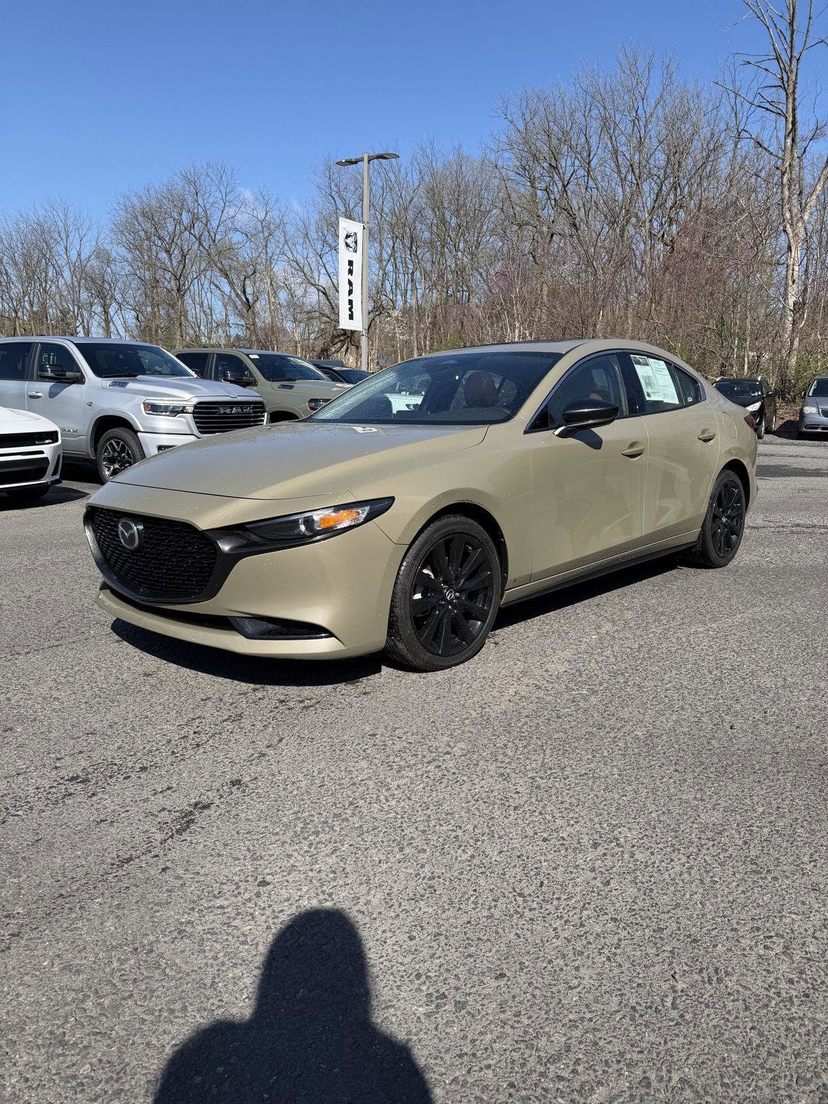 Used 2024 MAZDA MAZDA3 s image 3