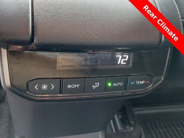 Used 2024 Toyota Highlander LE image 18