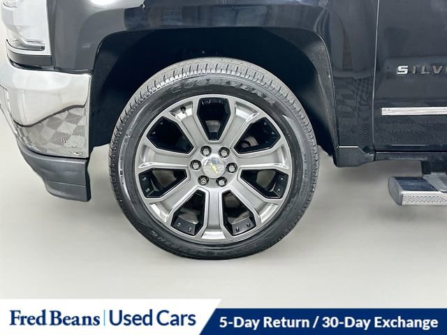 Used 2018 Chevrolet Silverado 1500 LTZ w/ LTZ Plus Package AWD/4WD image 31