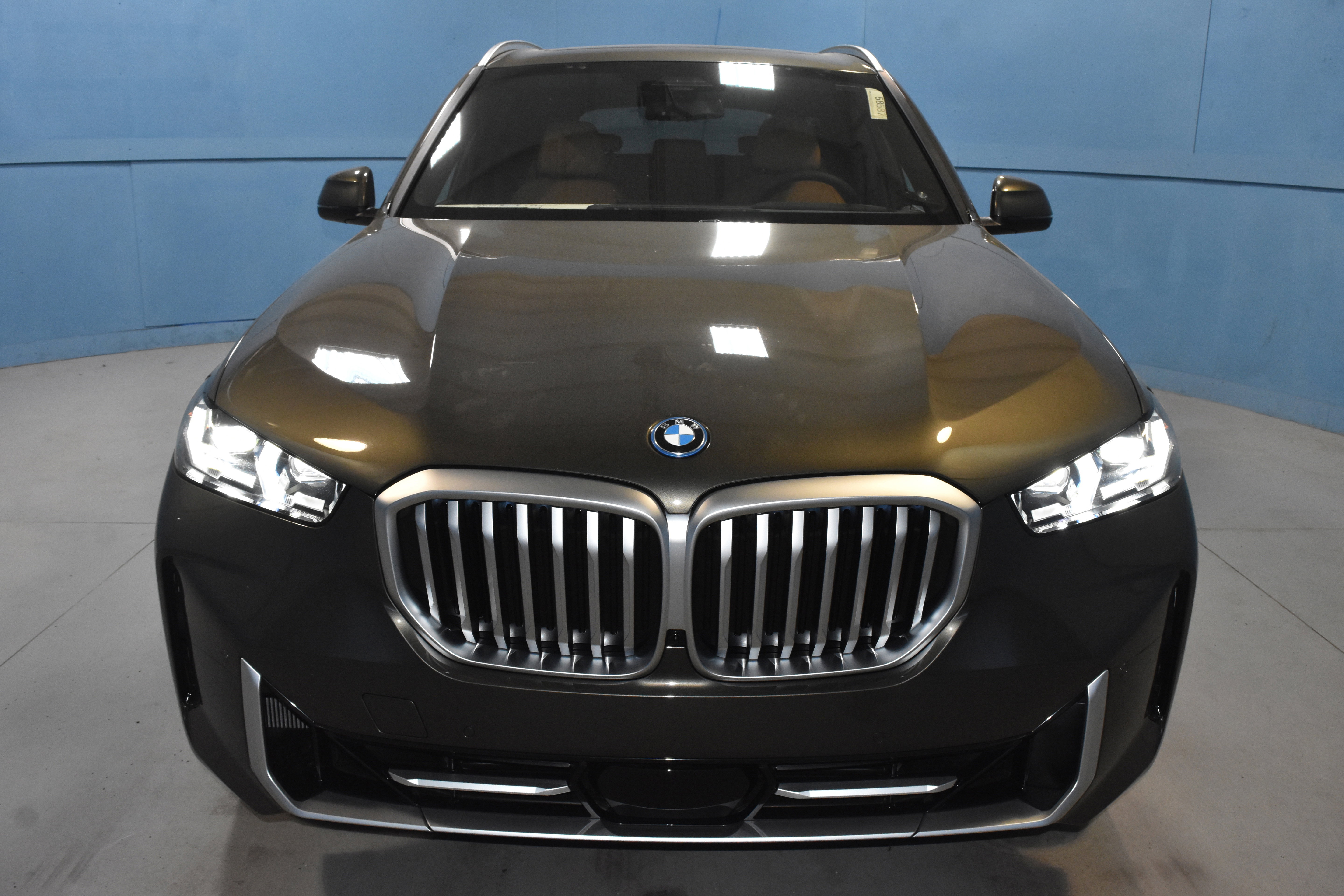 New 2026 BMW X5 xDrive50e w/ Executive Package AWD/4WD image 24