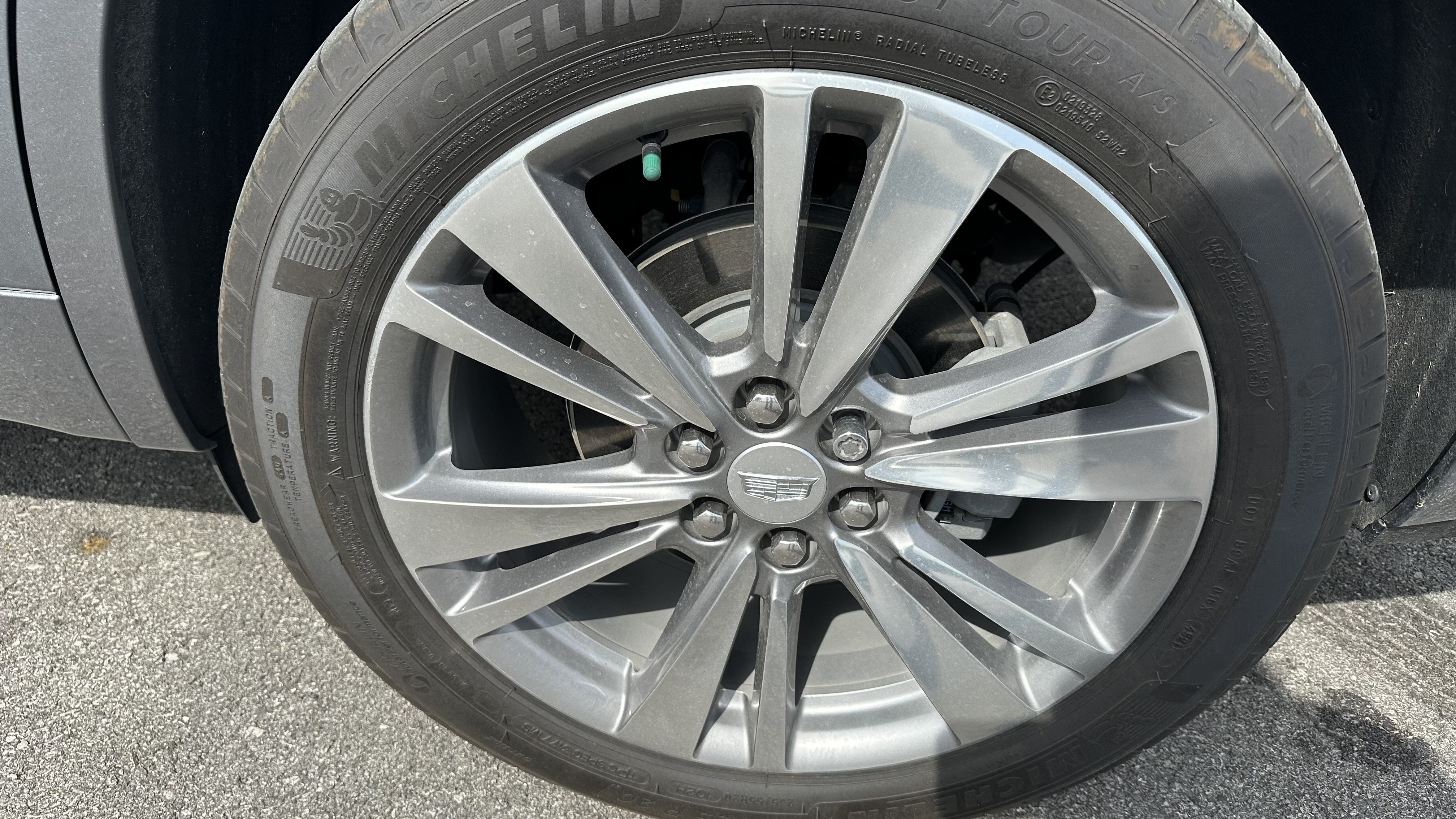 Used 2022 Cadillac XT6 Premium Luxury w/ Platinum Package AWD/4WD image 13