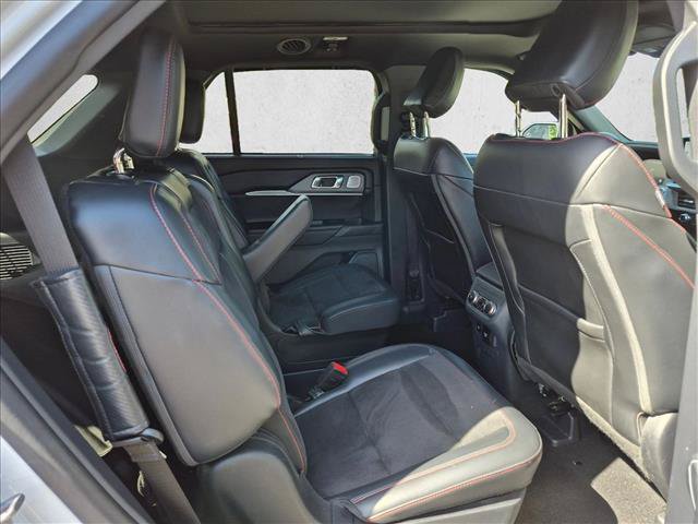 Used 2025 Ford Explorer ST AWD/4WD image 20