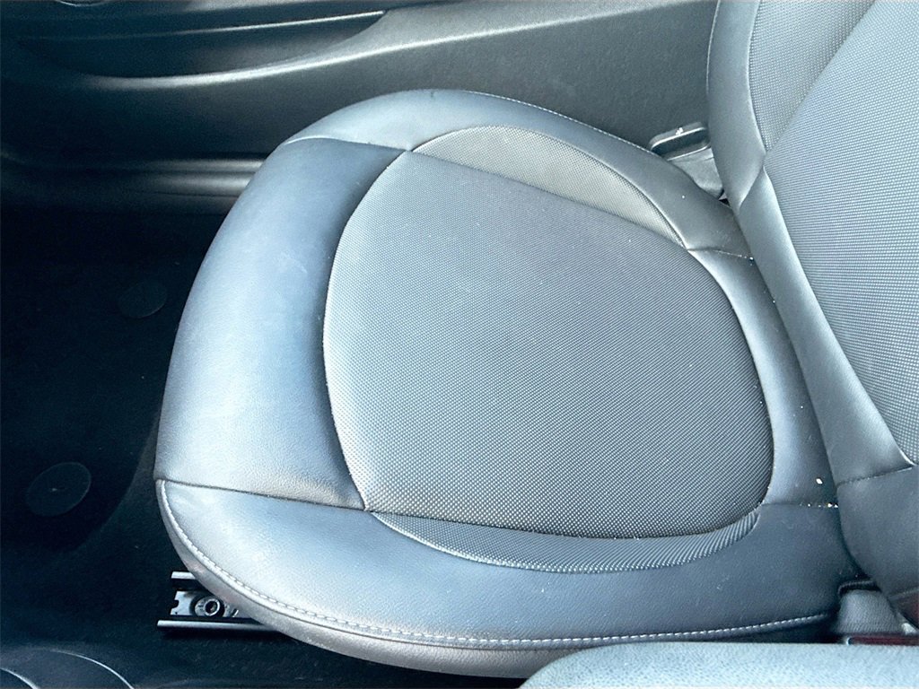 Used 2018 MINI Cooper Convertible image 22