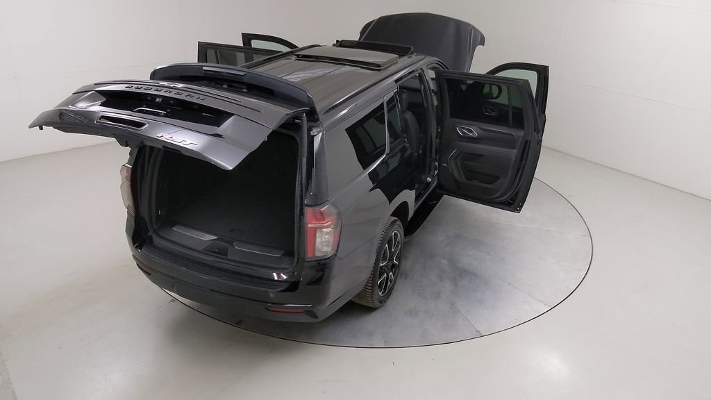 Used 2024 Chevrolet Suburban RST w/ Luxury Package AWD/4WD image 53