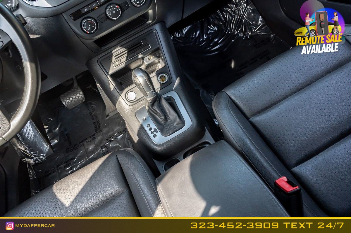 Used 2016 Volkswagen Tiguan S FWD image 21