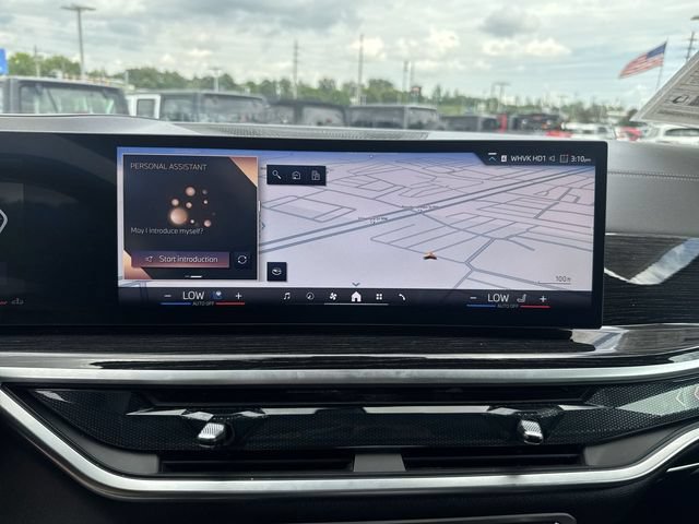 Used 2026 BMW X6 xDrive40i AWD/4WD image 16