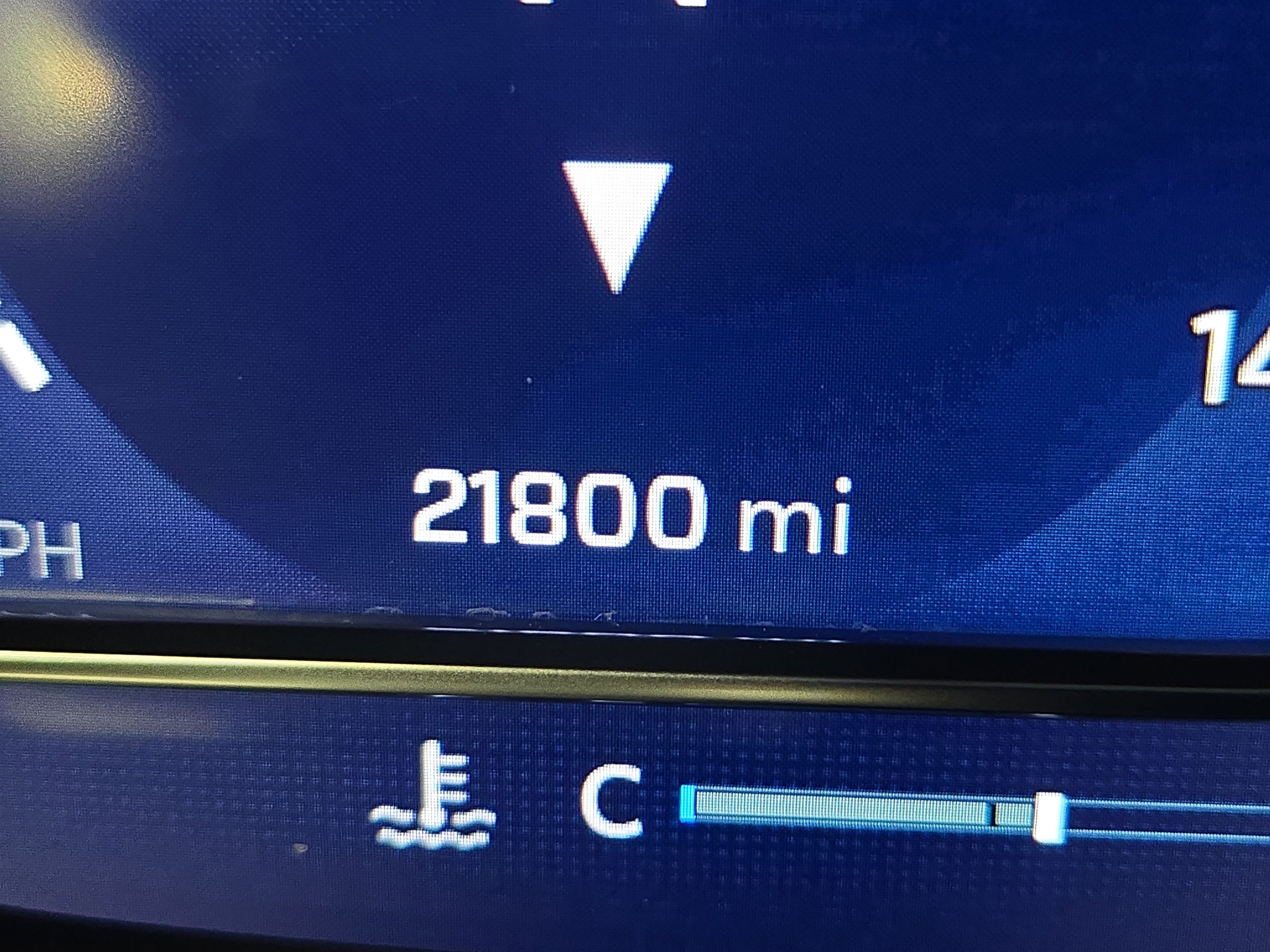 Certified 2024 Chevrolet Tahoe High Country AWD/4WD image 19