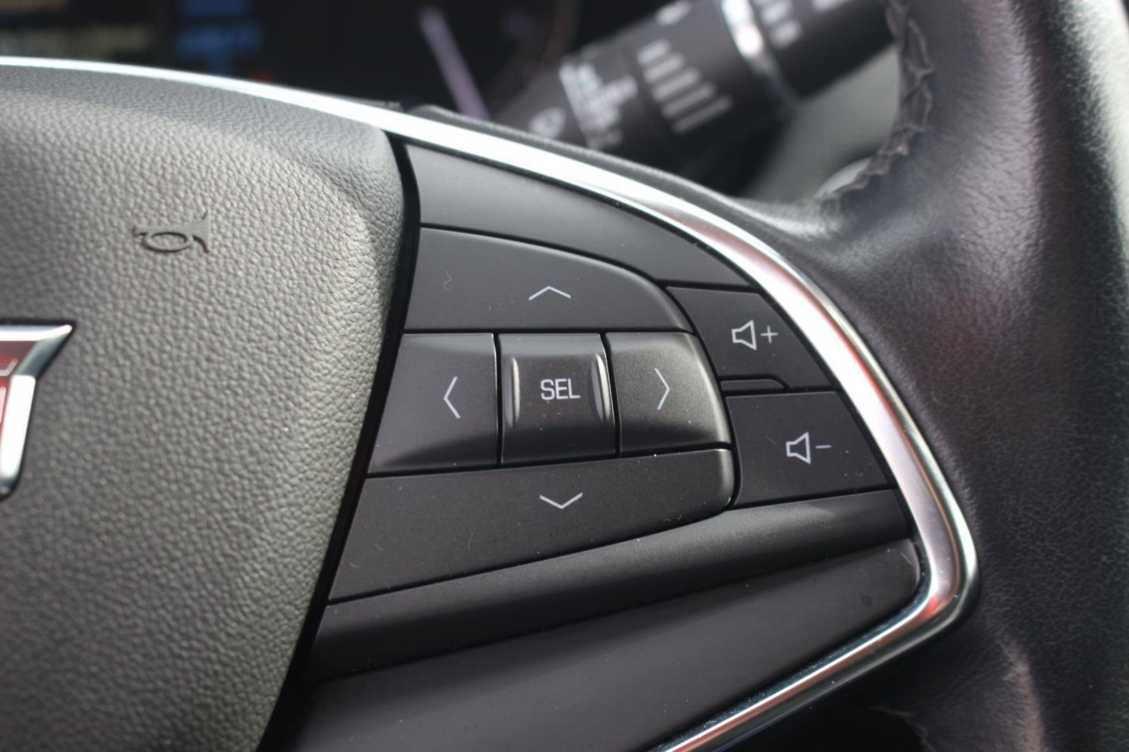 Used 2019 Cadillac XT5 Luxury image 25