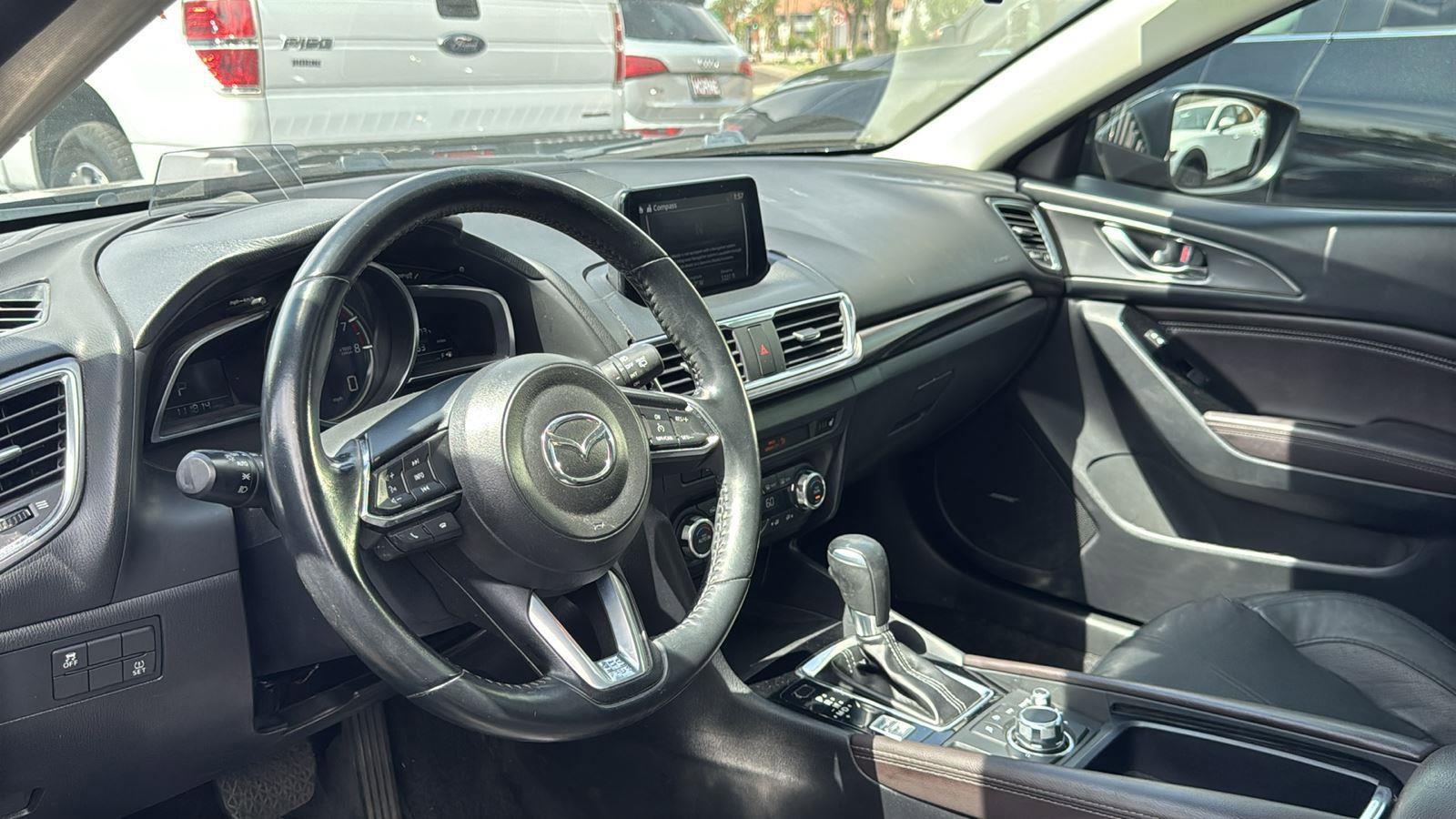 Used 2018 MAZDA MAZDA3 Grand Touring FWD image 21