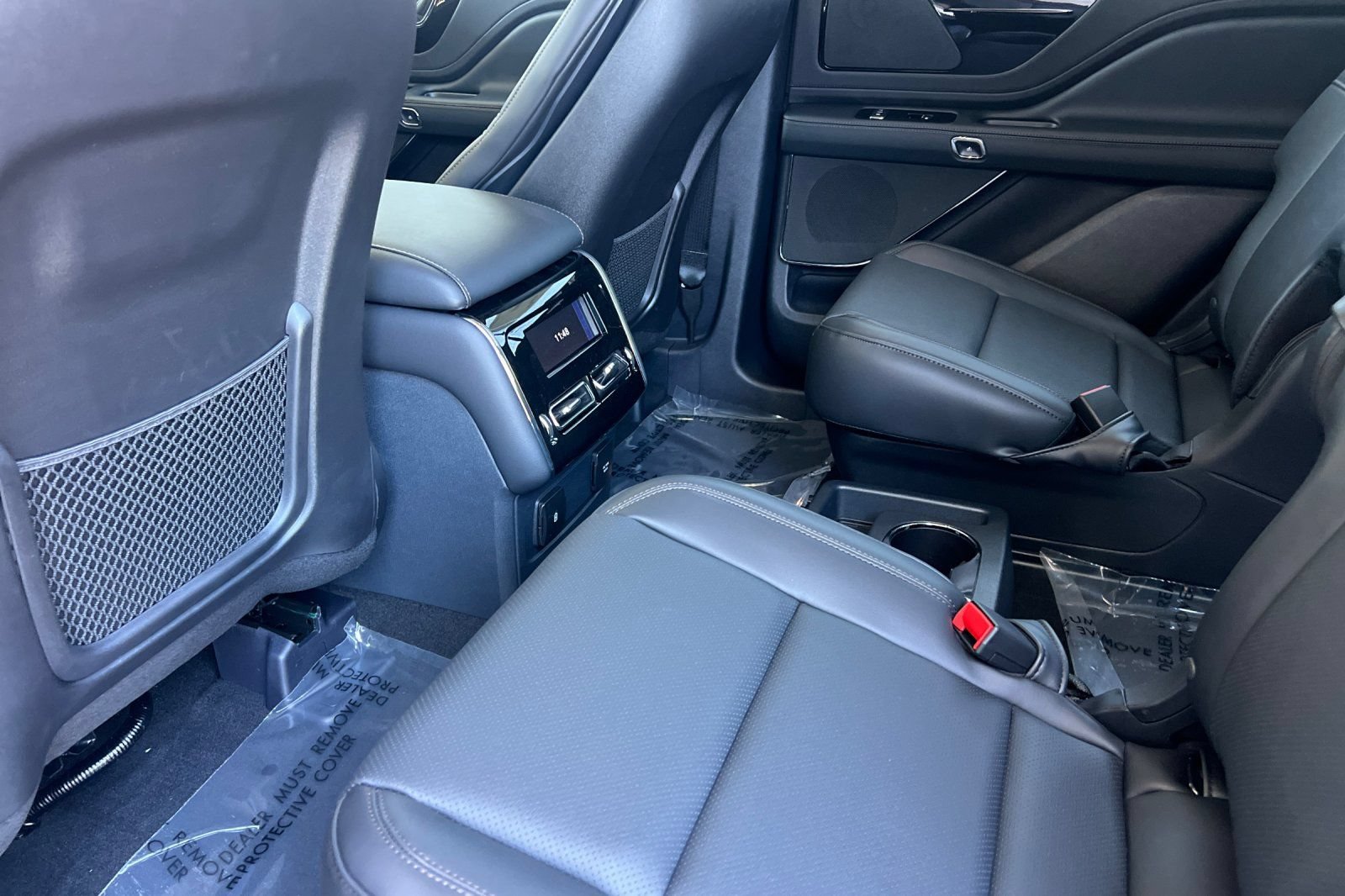 New 2026 Lincoln Aviator 2WD w/ Jet Appearance Package image 9