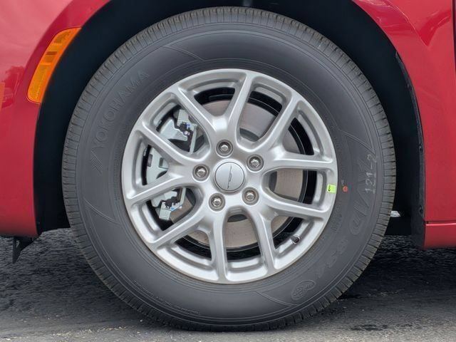 New 2027 Chrysler Pacifica Select FWD image 10