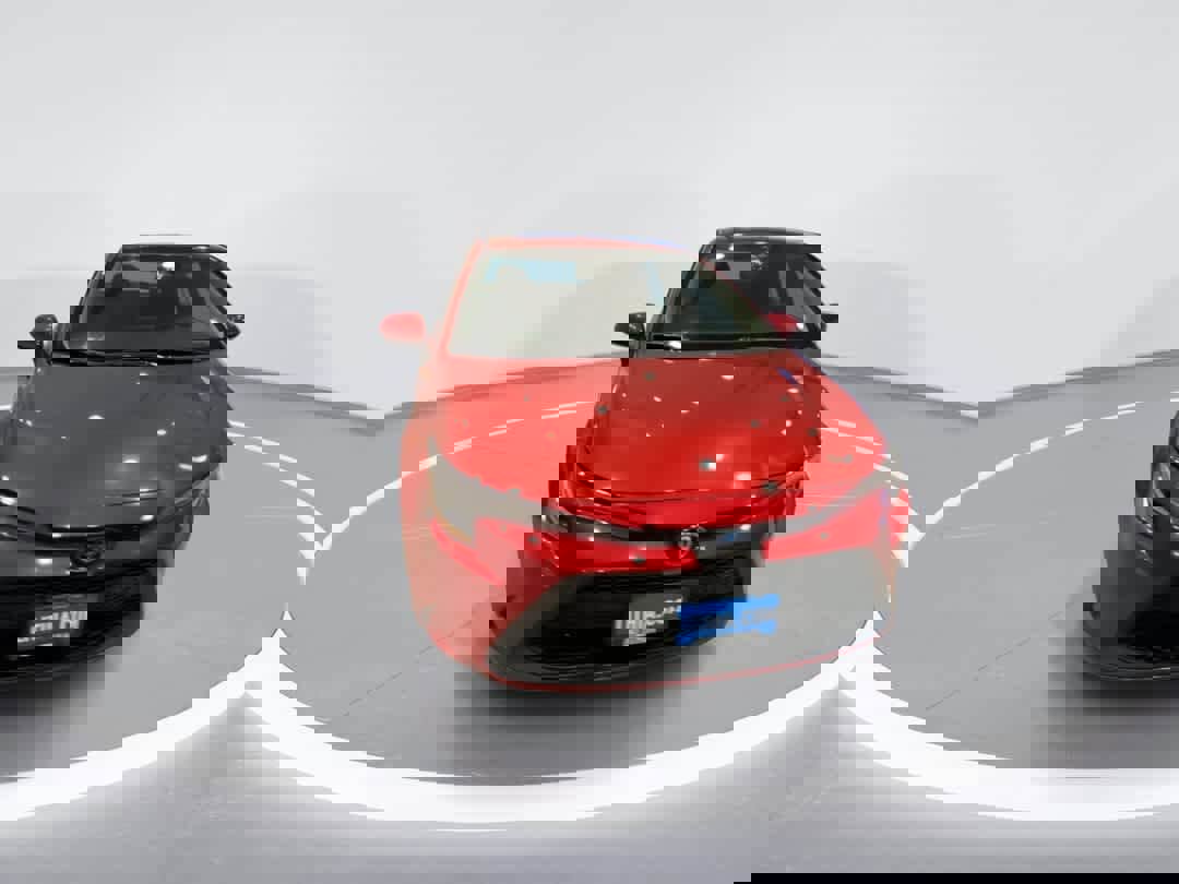 Used 2020 Toyota Corolla LE image 3