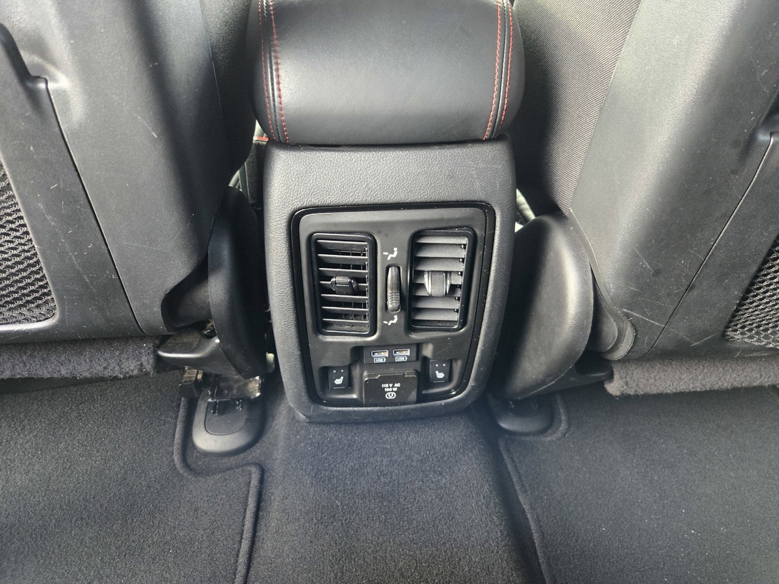 Used 2023 Dodge Durango GT image 11