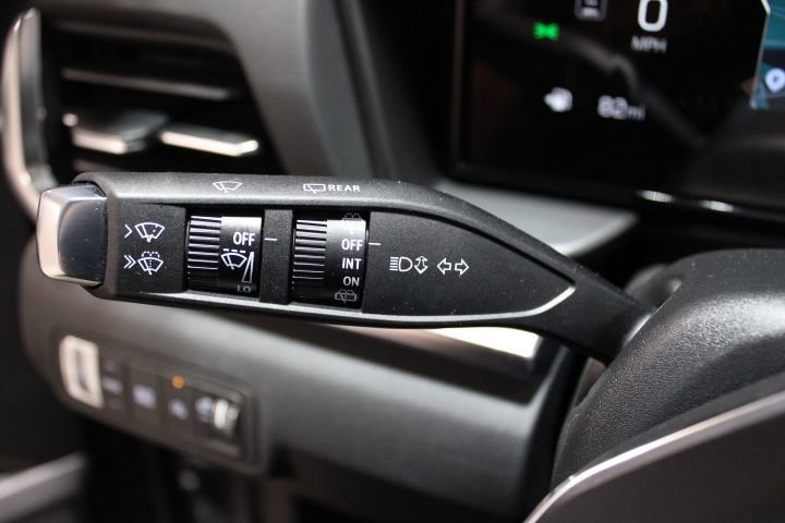 Used 2026 GMC Terrain Elevation w/ Technology Package II image 34