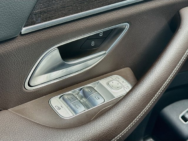 Used 2022 Mercedes-Benz GLS 580 4MATIC image 18