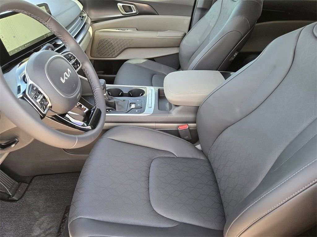 New 2026 Kia Carnival image 9