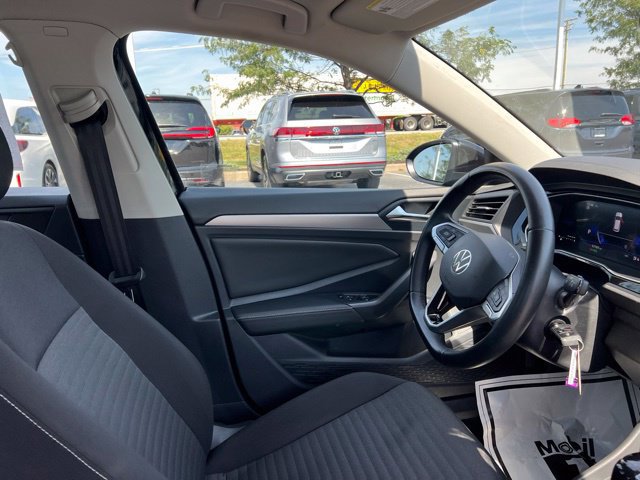 Used 2024 Volkswagen Jetta S FWD image 31