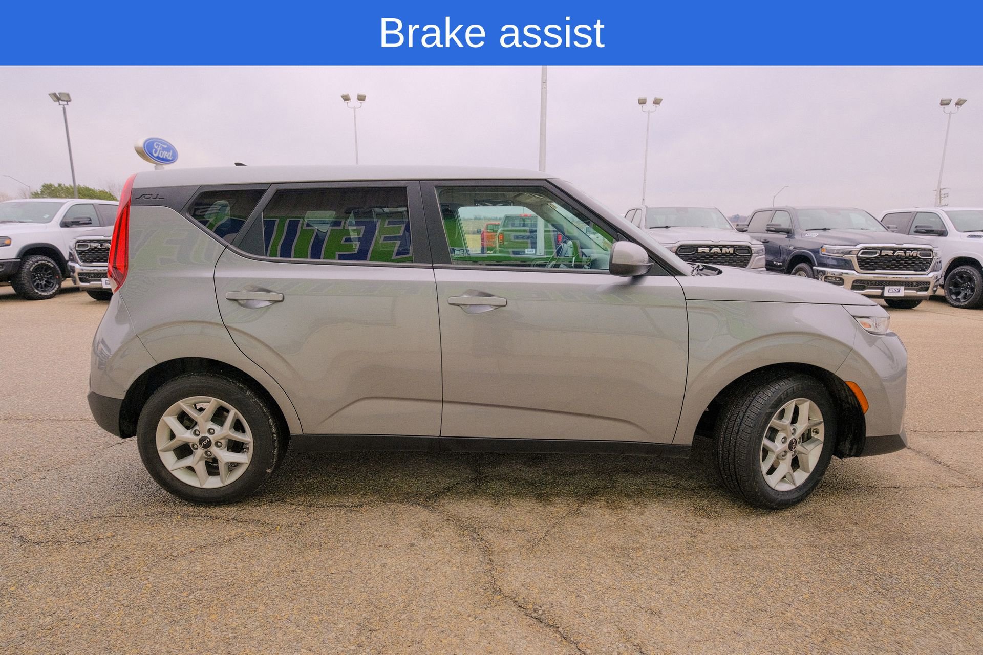 Used 2022 Kia Soul LX w/ Technology Package image 11