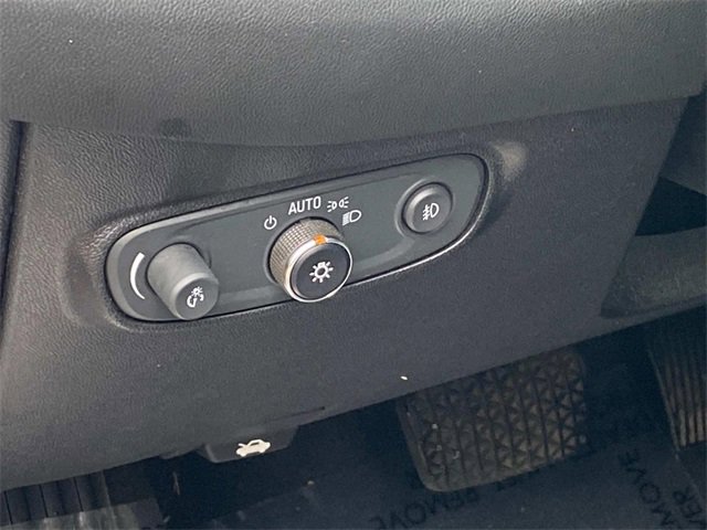 Used 2019 Chevrolet Equinox Premier image 17