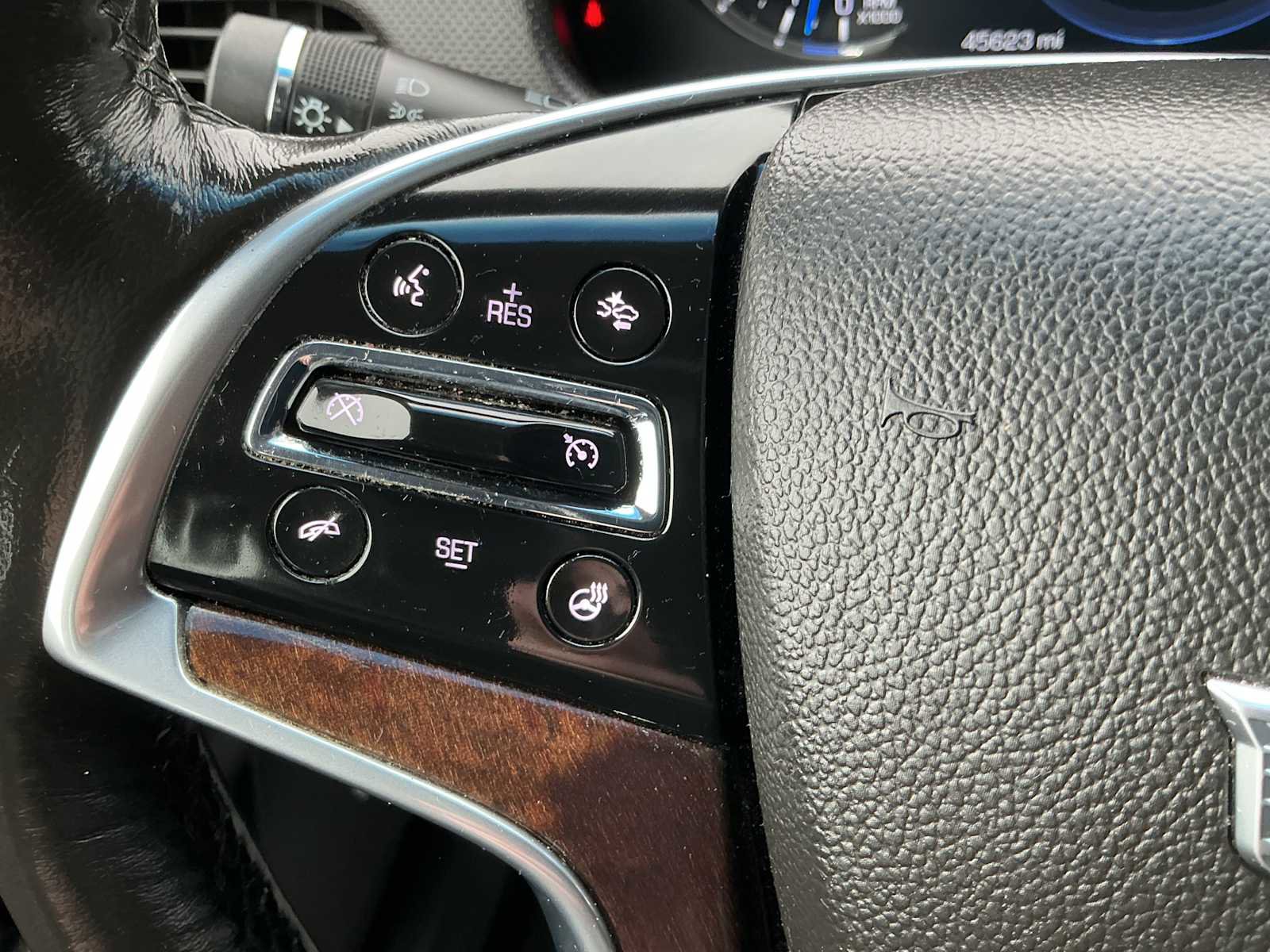 Used 2017 Cadillac XTS Premium Luxury FWD image 10