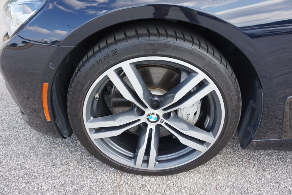 Used 2019 BMW 750i w/ Executive Package image 13