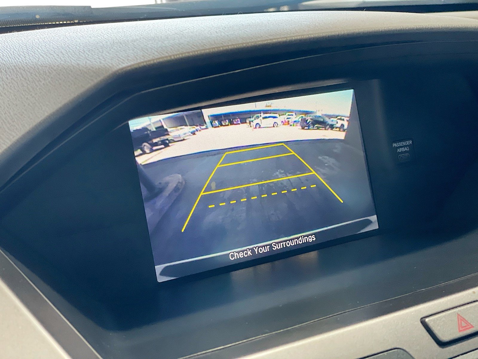 Used 2015 Honda Odyssey LX image 9
