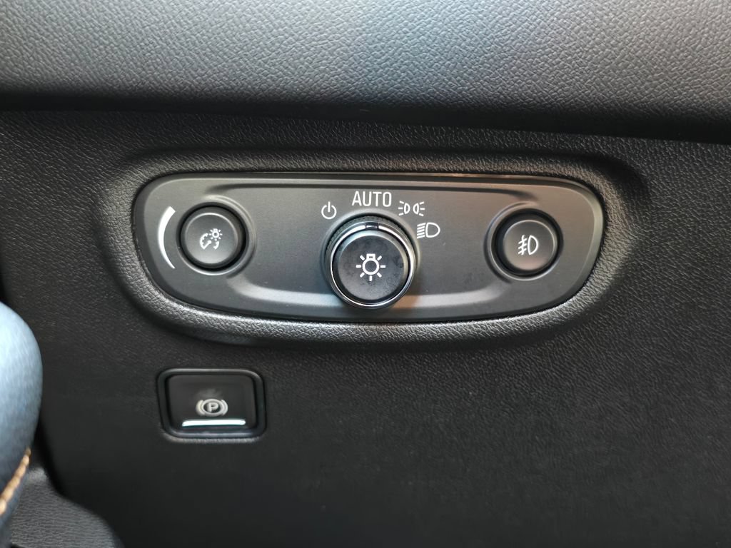 Used 2024 GMC Terrain AT4 AWD/4WD image 19